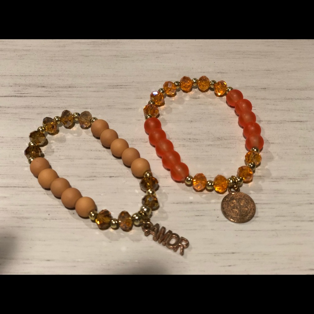 Set of bracelets